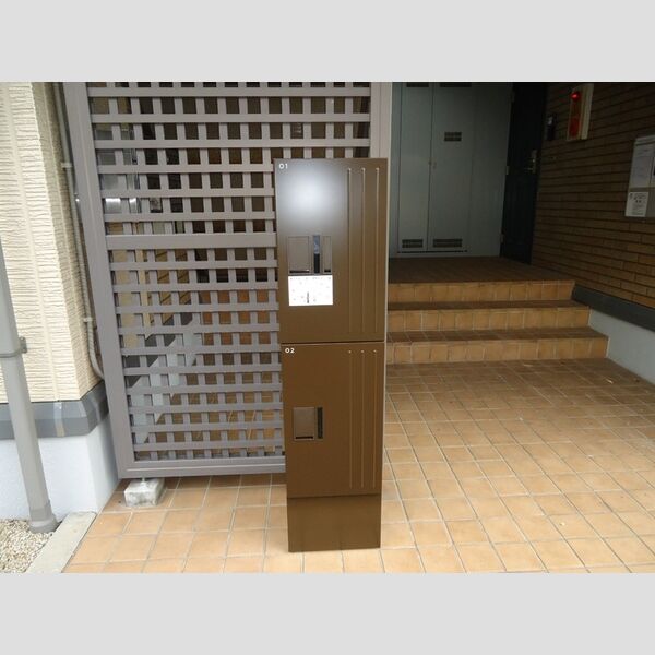 現地周辺 (宅配ボックスあります)