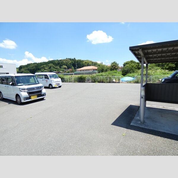 駐車場 (駐車場)