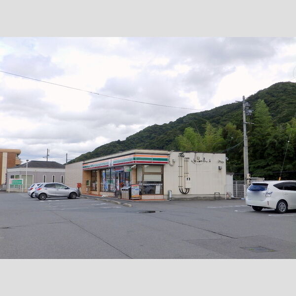 現地周辺 (セブンイレブン山口小郡岩屋店(2114m))