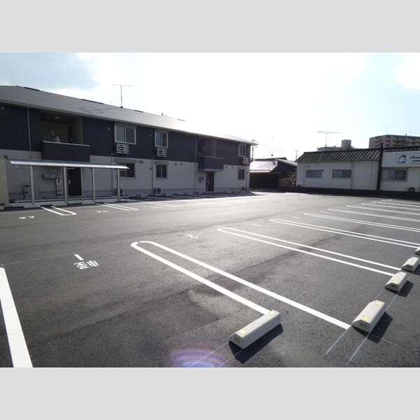 駐車場 (駐車場)