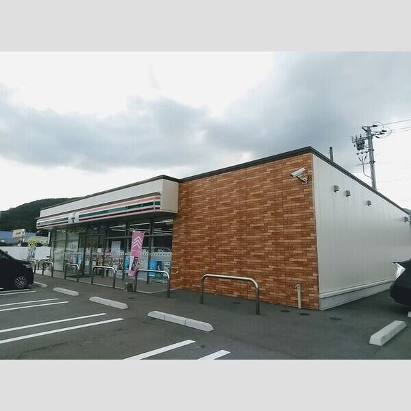 現地周辺 (セブンイレブン山口維新公園店)