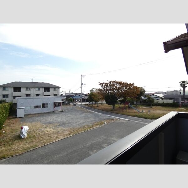 現地周辺 (バルコニーからの眺望)