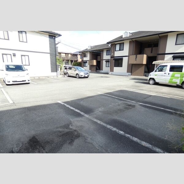 駐車場 (駐車場)