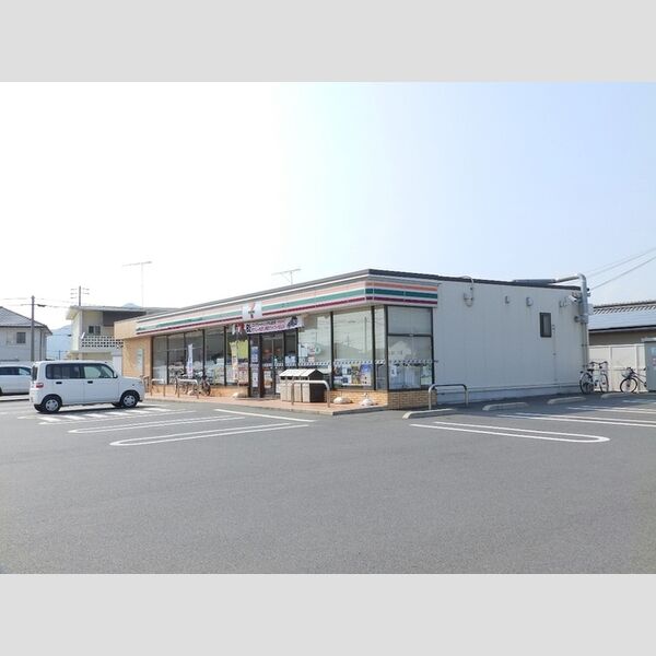 現地周辺 (セブンイレブン防府開出西町店(384m))