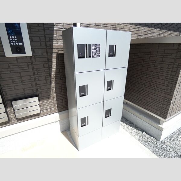 現地周辺 (宅配ボックス)