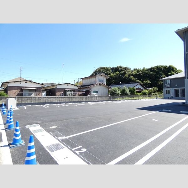 駐車場 (駐車場)