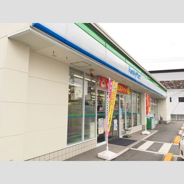 現地周辺 (ファミリーマート山口葵二丁目店(245m))