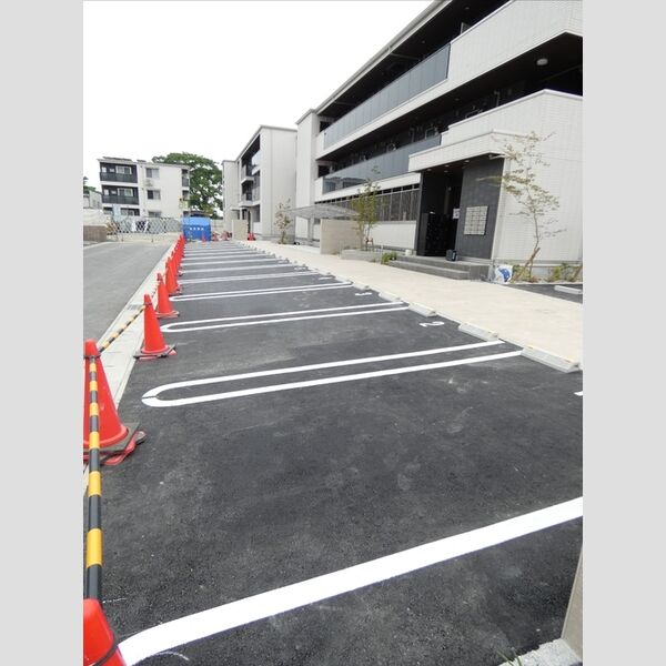 駐車場 (駐車場①)