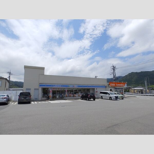 現地周辺 (ローソン山口吉敷左畑店(476m))