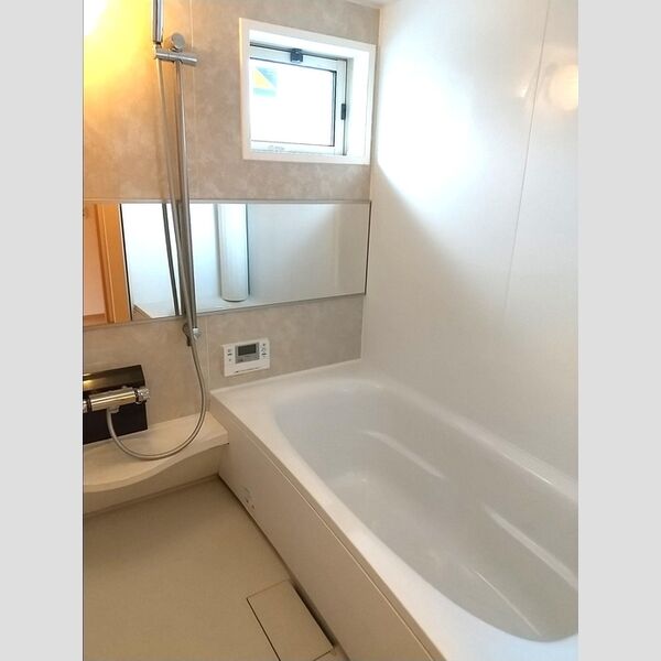 バス (追い焚き機能付きユニットバス(一坪風呂))