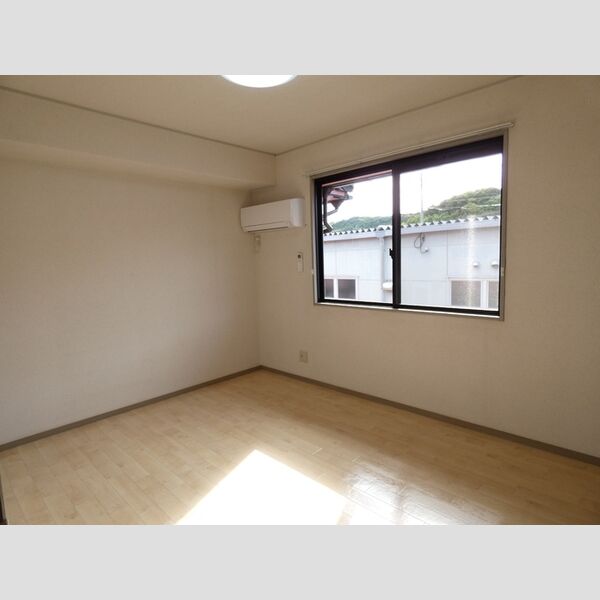 その他 (北側洋室(エアコン付))