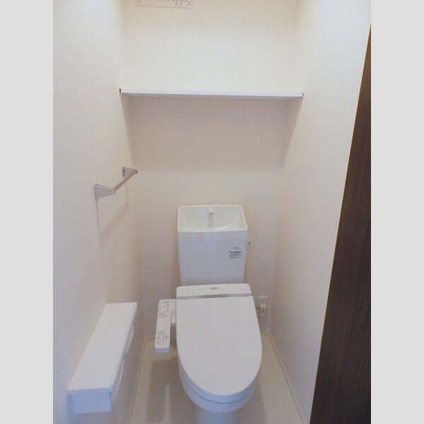 トイレ (温水洗浄暖房便座)