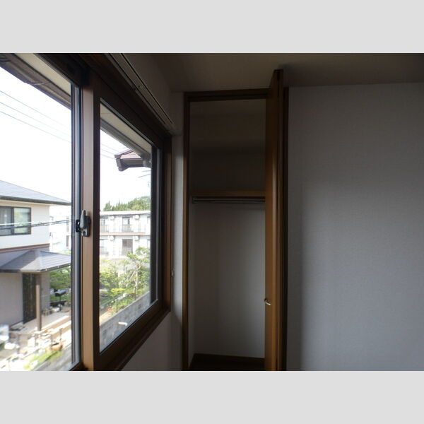 収納 (洋室収納)