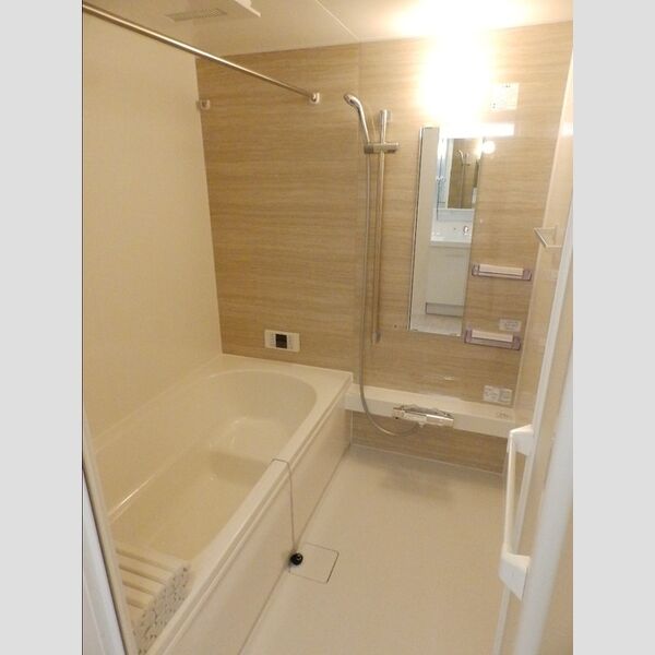 バス (浴室(浴室換気乾燥機付))