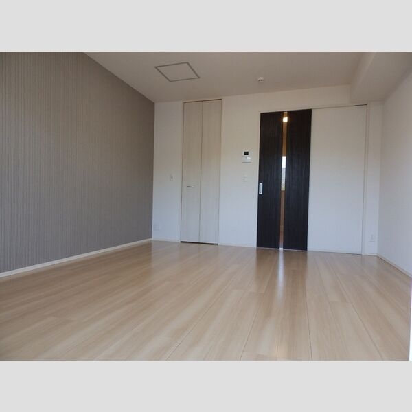 その他 (洋室)
