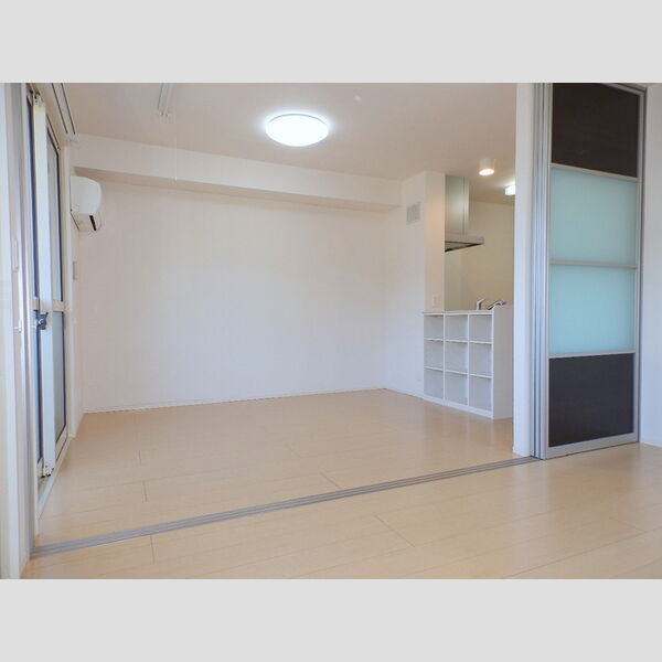 居室・リビング (DK+洋室)