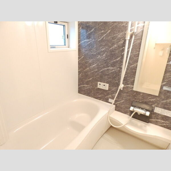 バス (浴室)