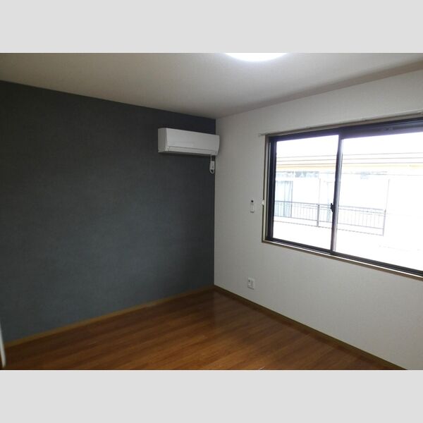 その他 (北側洋室)