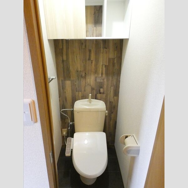 トイレ (温水洗浄暖房便座)