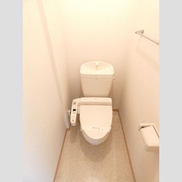 トイレ (トイレ)