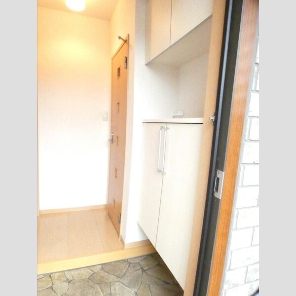 玄関 (シューズボックス(吊戸タイプ))