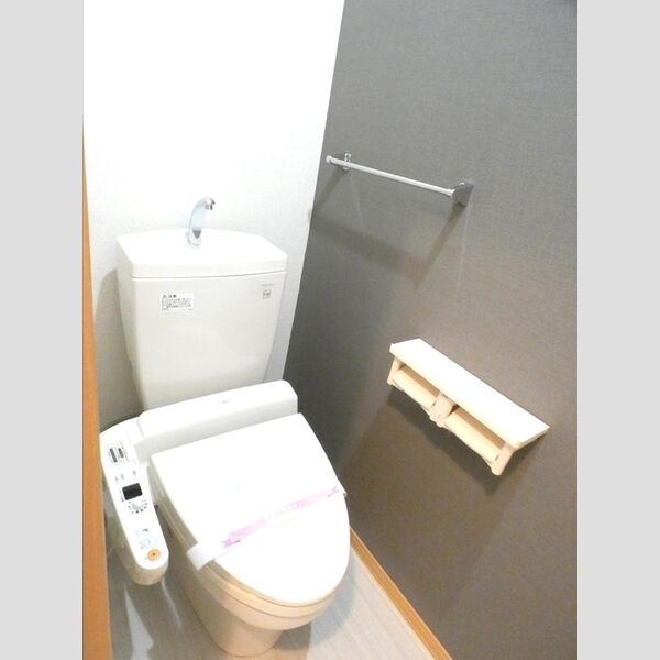 トイレ (温水洗浄暖房便座)