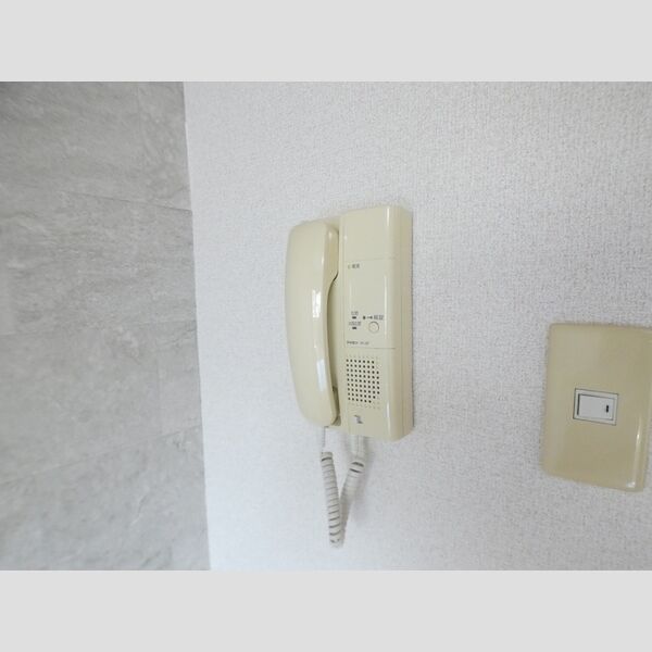 その他設備 (インターホン)