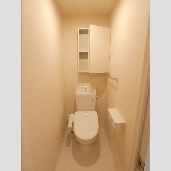 トイレ (温水洗浄暖房便座)