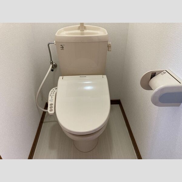 トイレ (温水洗浄暖房便座)