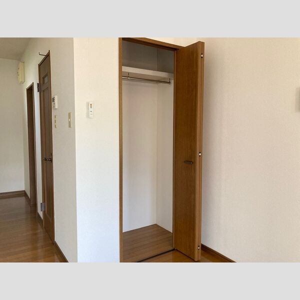 収納 (クローゼット)