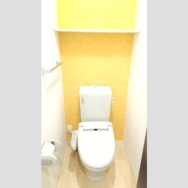 トイレ (温水洗浄暖房便座)