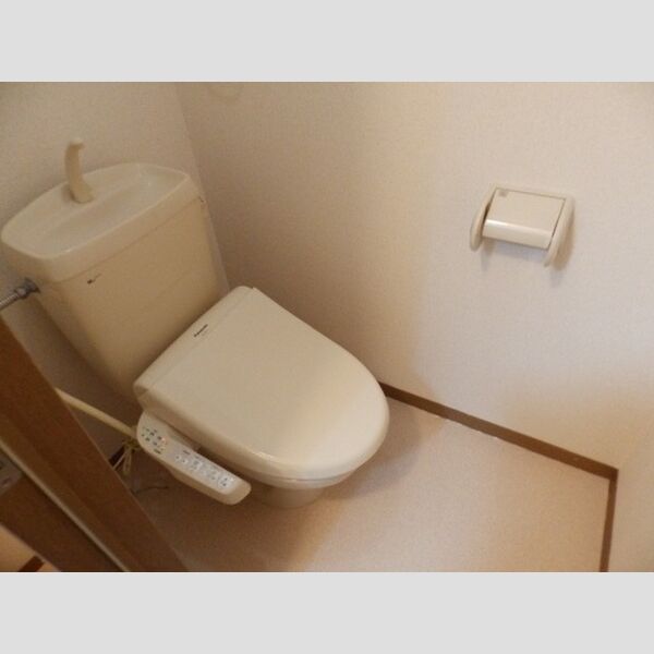 トイレ (温水洗浄暖房便座)