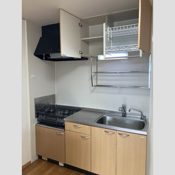 キッチン (キッチン(タカギ水栓+ダウンインナーキャビネット))