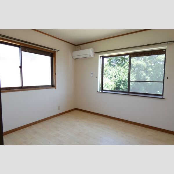 その他 (北側洋室(エアコン付))