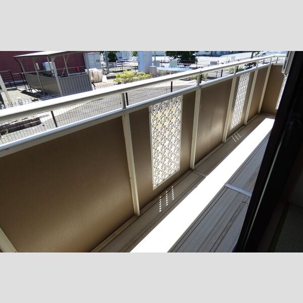 バルコニー・ベランダ (バルコニー)