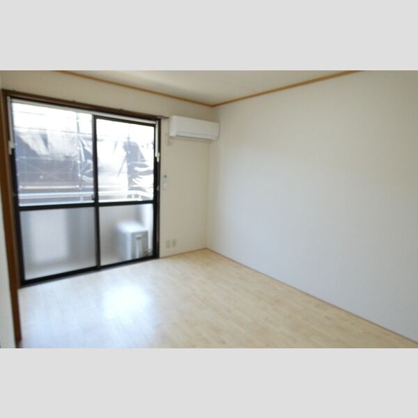 その他 (南西側洋室)