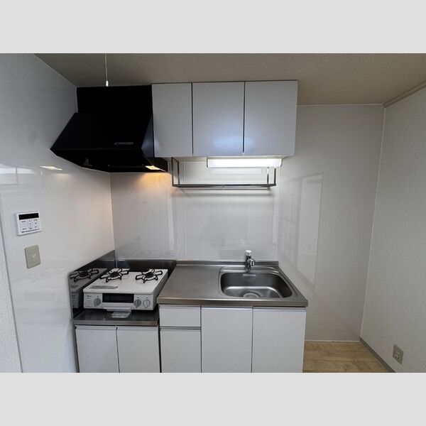 キッチン (キッチン)