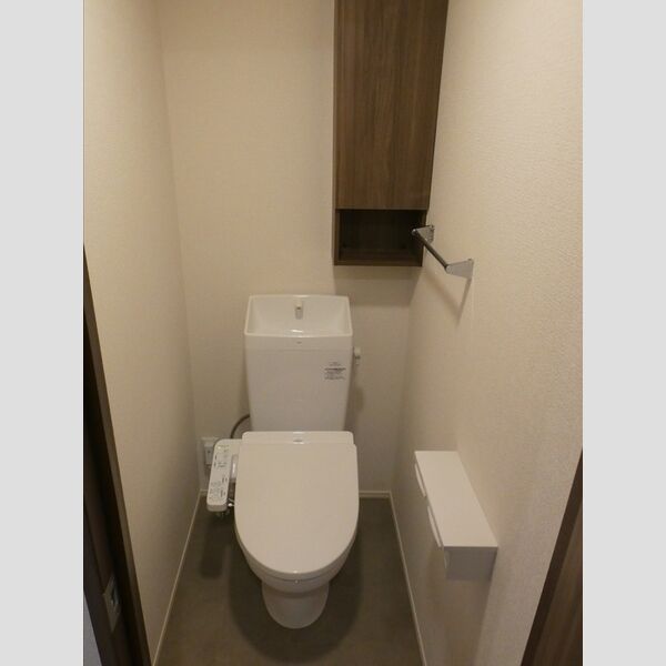 トイレ (温水洗浄暖房便座)