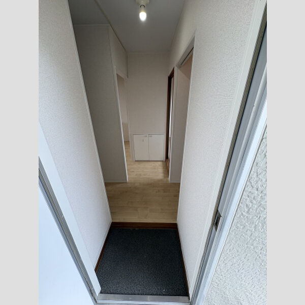 玄関 (玄関)
