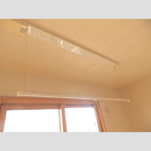 その他 (室内物干し)