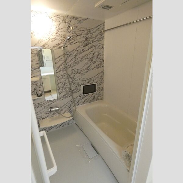 バス (浴室(浴室換気乾燥機付))