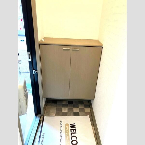 玄関 (玄関(シューズボックス))