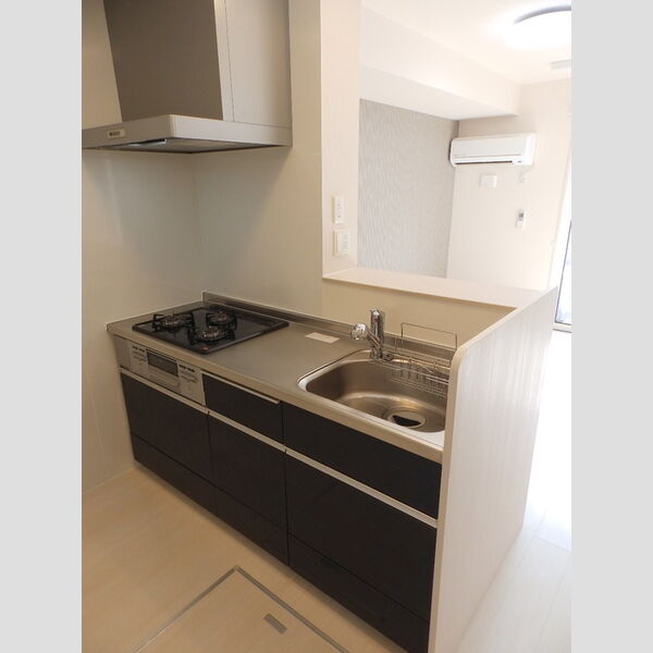 キッチン (システムキッチン(3口))