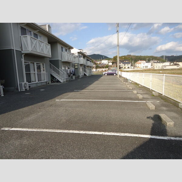 駐車場 (駐車場)