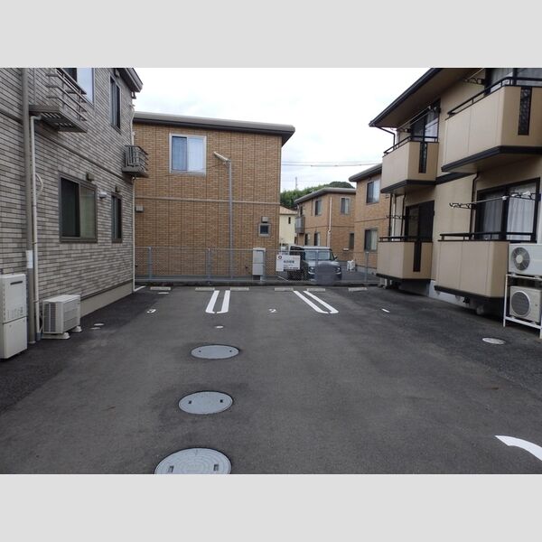 駐車場 (駐車場)