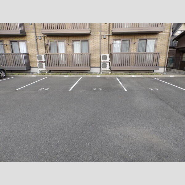 駐車場 (駐車場)