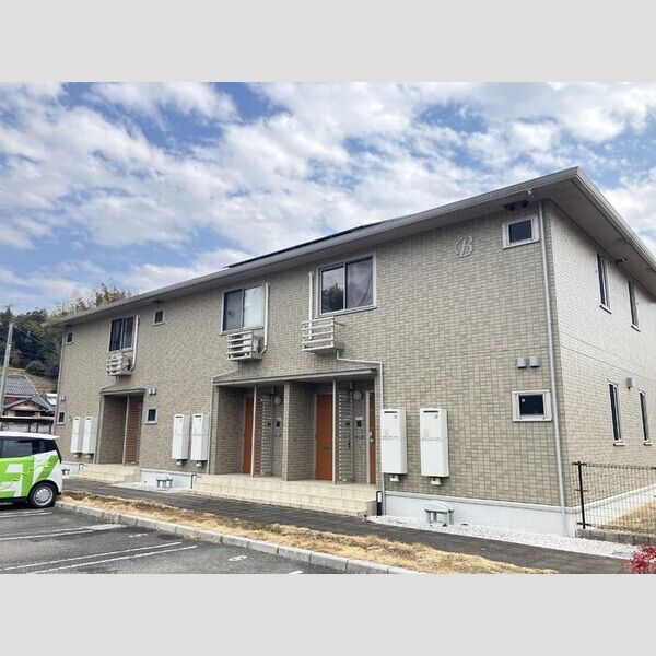 建物外観 (B棟外観)