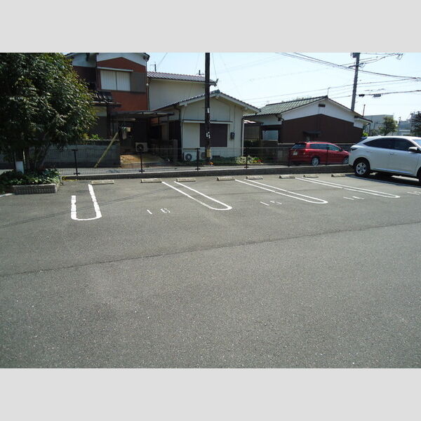 駐車場 (駐車場)