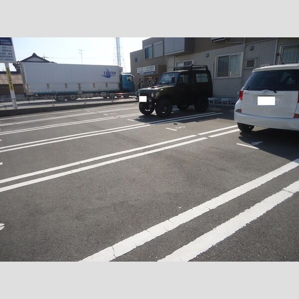 駐車場 (駐車場)