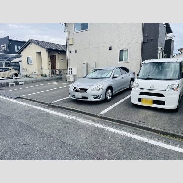 駐車場 (駐車場)
